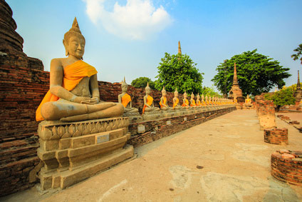 wat yai chai mongkol ayutthaya