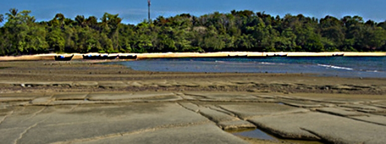 Shell cemetery - Fossil Beach - Susan Hoi - Krabi Thailand